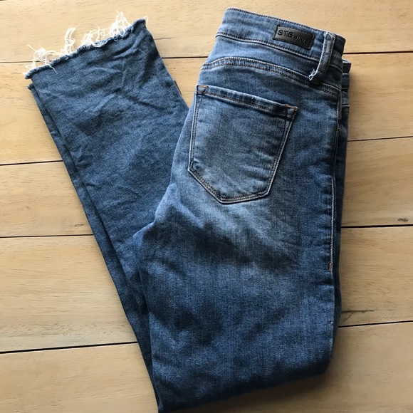 STS Blue Distressed Skinny Jeans 👖 - Picture 1 of 3